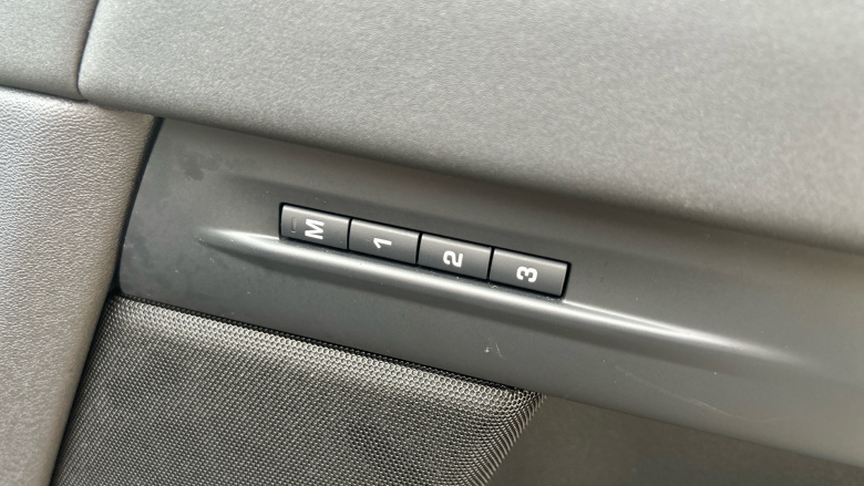 Land Rover Range Rover Evoque 2.0 D200 Dynamic SE 5dr Auto Diesel Hatchback